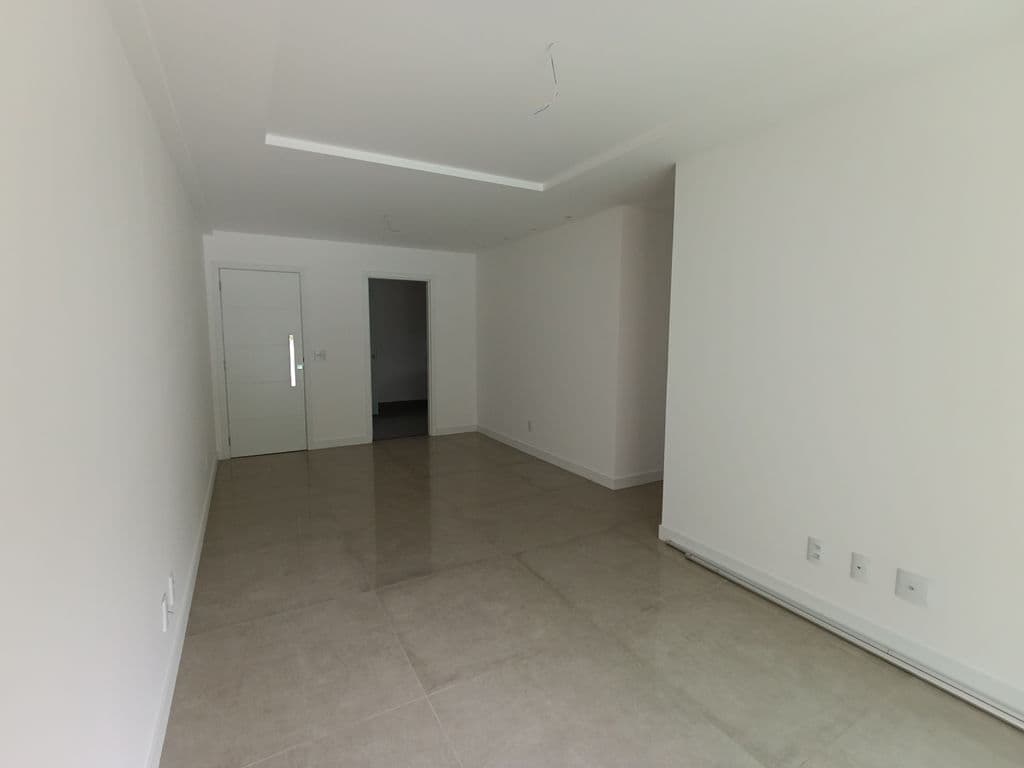 Apt 3 qtos sendo 2 suítes, varanda gourmet, 2 vagas e Área de Lazer em Agriões — Foto 3